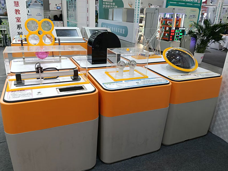 Yuyao Xueyou Teaching Equipment Co., Ltd.